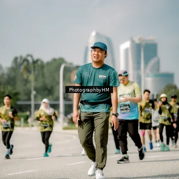Runner Photo 6758177