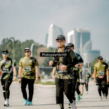 Runner Photo 6758196