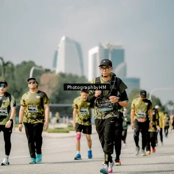 Runner Photo 6758203