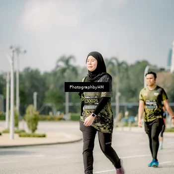 Runner Photo 6758301