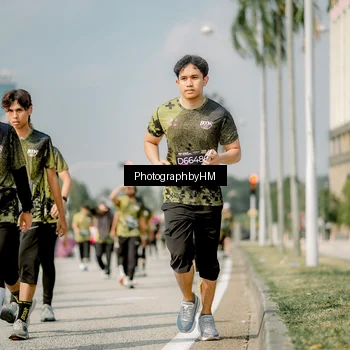 Runner Photo 6758307