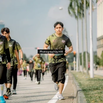 Runner Photo 6758310