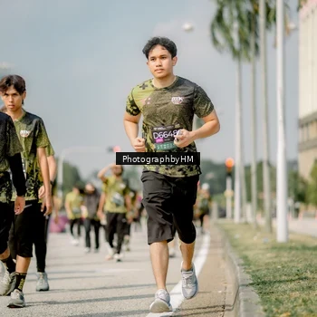 Runner Photo 6758316