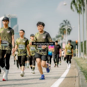 Runner Photo 6758322