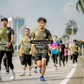 Runner Photo 6758326
