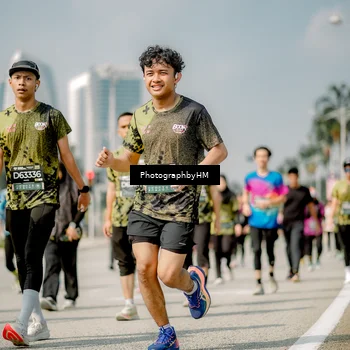 Runner Photo 6758345