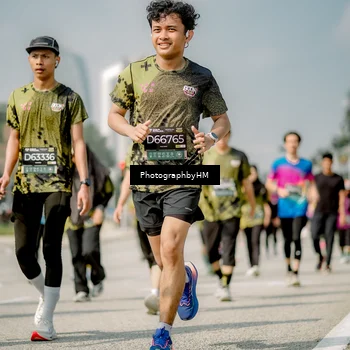 Runner Photo 6758363