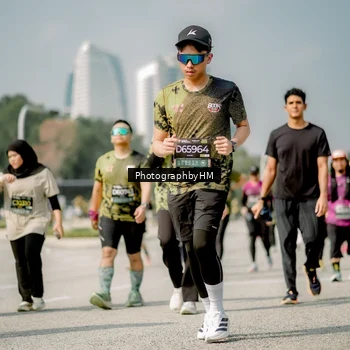 Runner Photo 6758391
