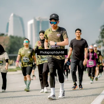 Runner Photo 6758394
