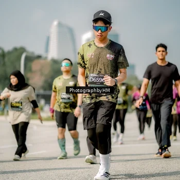 Runner Photo 6758405