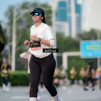 Runner Photo 6758408