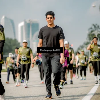 Runner Photo 6758435
