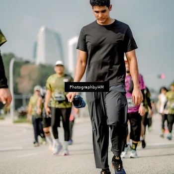 Runner Photo 6758448