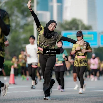 Runner Photo 6758519