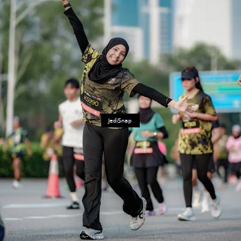 Runner Photo 6758547