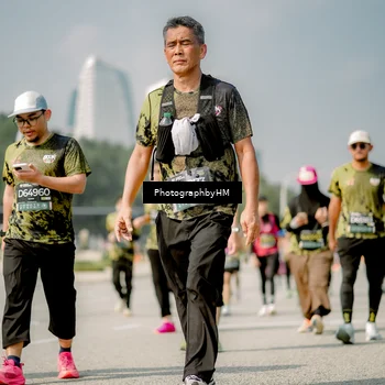Runner Photo 6758566
