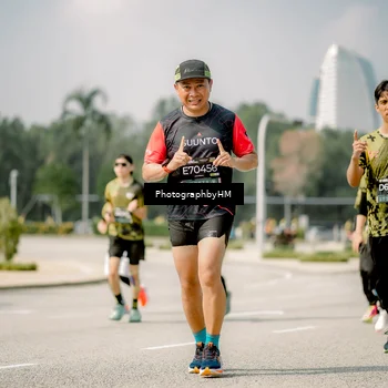 Runner Photo 6758680