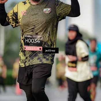 Runner Photo 6758803
