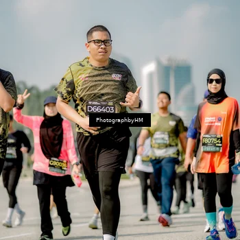 Runner Photo 6758835