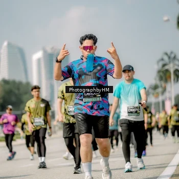 Runner Photo 6758849