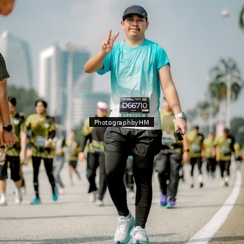 Runner Photo 6758865