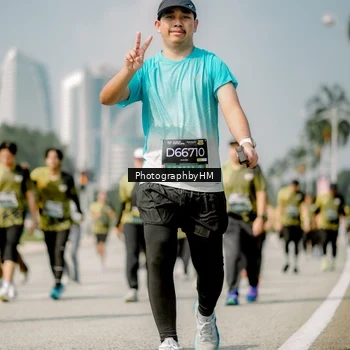 Runner Photo 6758866