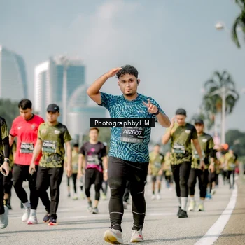 Runner Photo 6758884