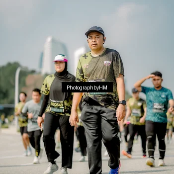Runner Photo 6758886