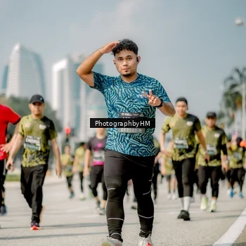 Runner Photo 6758897