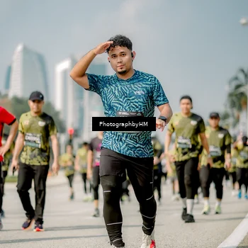 Runner Photo 6758902