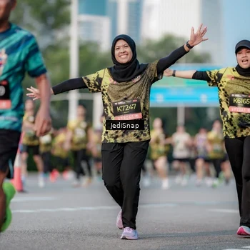 Runner Photo 6758906