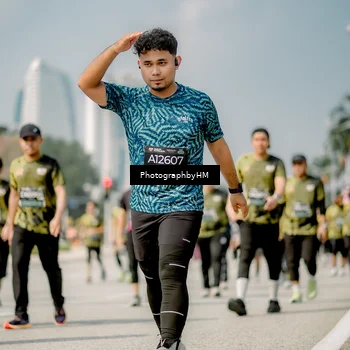 Runner Photo 6758914