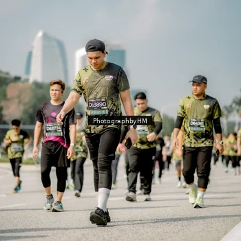 Runner Photo 6758915
