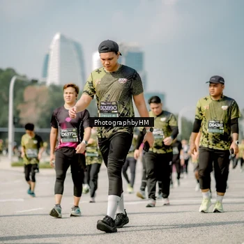 Runner Photo 6758922
