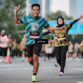 Runner Photo 6758936