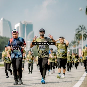 Runner Photo 6758973