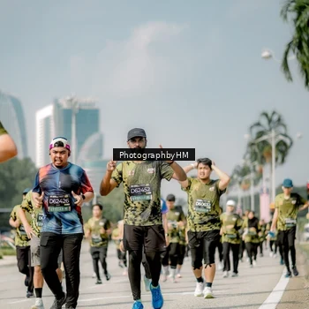 Runner Photo 6758975