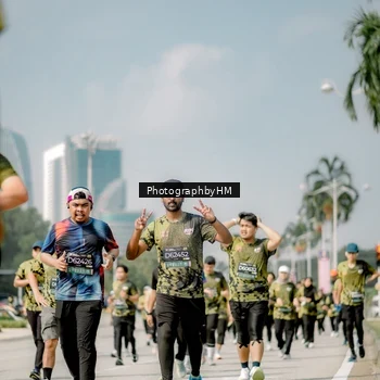 Runner Photo 6758976