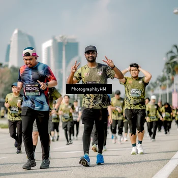 Runner Photo 6758990