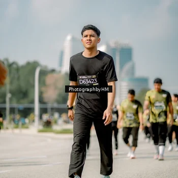 Runner Photo 6759046