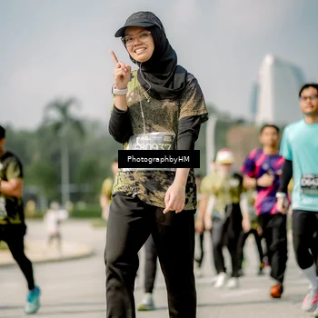 Runner Photo 6759100