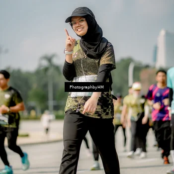 Runner Photo 6759103
