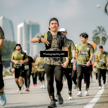 Runner Photo 6759151
