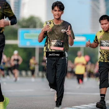Runner Photo 6759196