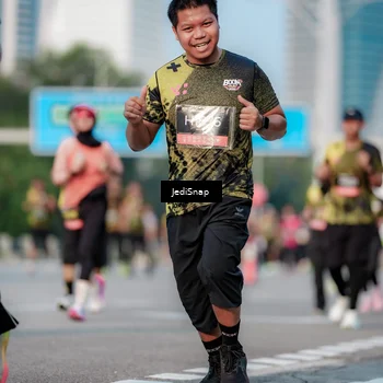 Runner Photo 6759199