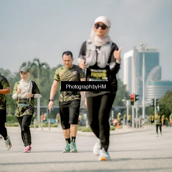 Runner Photo 6759273