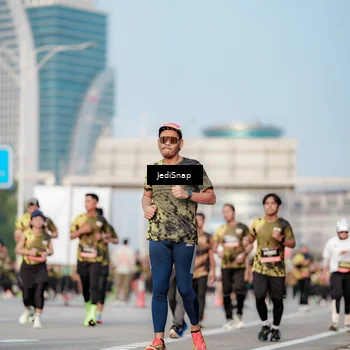 Runner Photo 6759384