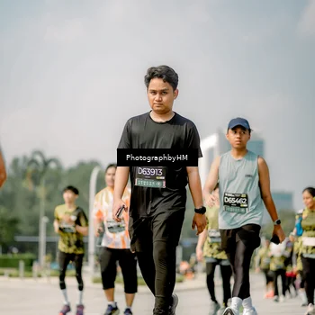 Runner Photo 6759437