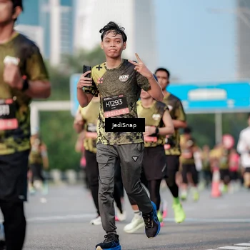 Runner Photo 6759663