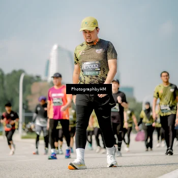 Runner Photo 6759681